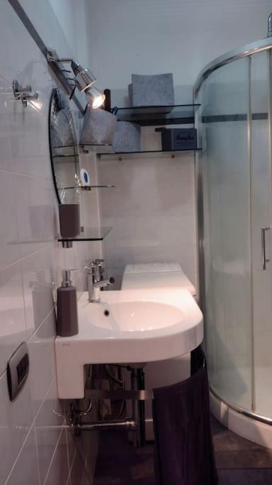 Appartamento Mama Monolocale Terrazzo Vista Mare Ventimiglia Exteriör bild